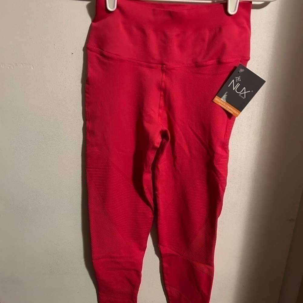 Nux leggings size large